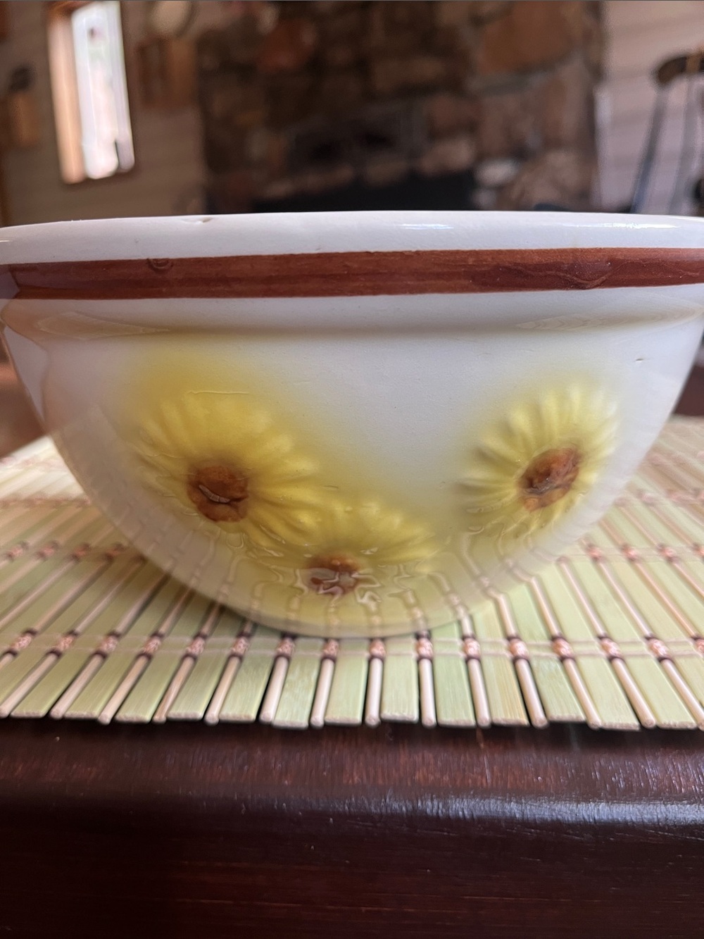 Hull Pottery Sunflower Mixing Bowl 7x4 - Oven Proof USA